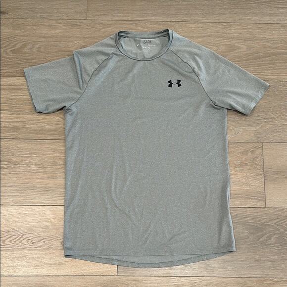 UNDER ARMOUR Gray Short Sleeve Tech Tee‎ Polyester Active Lightweight Top Size S - Picture 1 of 14